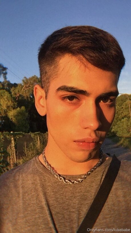 Lukebabe star pictures