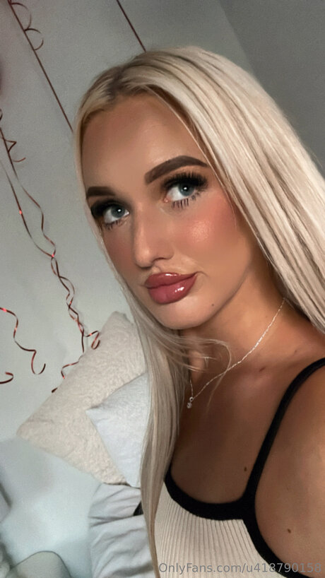 Bellaxmaexo nice pornstar galleries