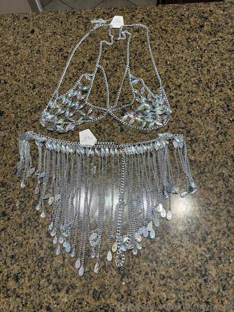 Mkrtnyhmns erotic actress images