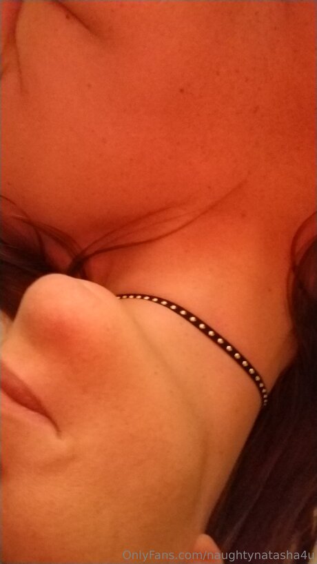 Naughtynatasha4u free star picture