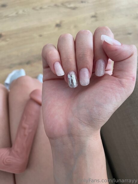 Lunarrayy pornstar exclusive pictures