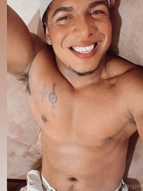 Yingjm nude model pic