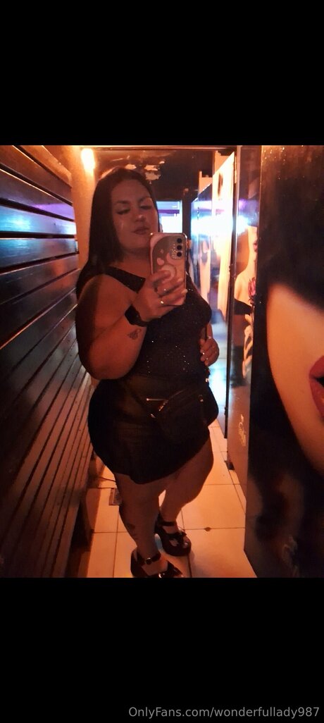 Wonderfullady987 model hd img