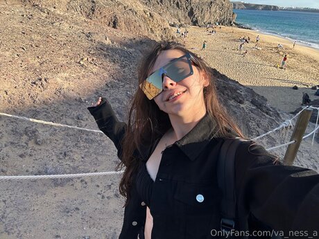 Va Ness A star pornographic pictures