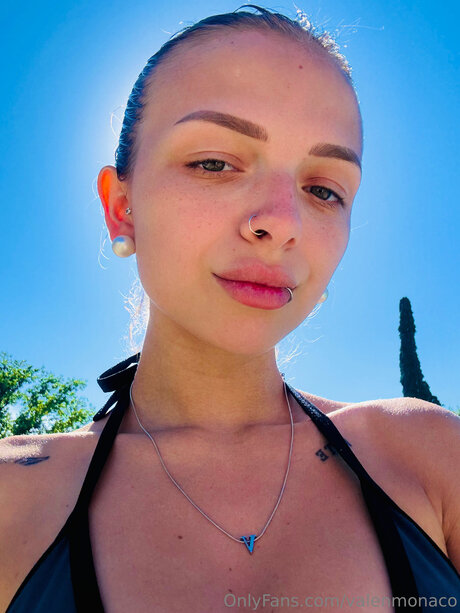 Valenmonaco model nudes gallery