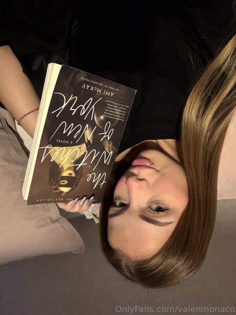 Valenmonaco pretty actress archive