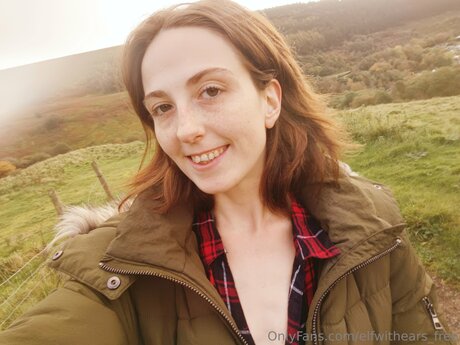 Elfwithears Free star exclusive picture