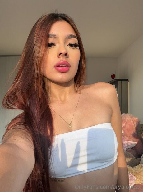 Aryalopezx model adult gallery