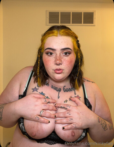 Kinkyfae pornstar exclusive archive