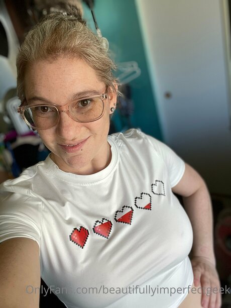 Beautifullyimperfectgeek sex star images