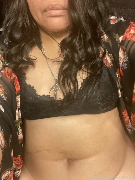 Xochi304 sexy star img