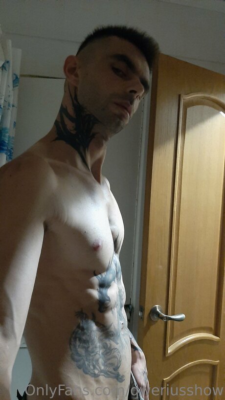 Qweriusshow xxx actress photo