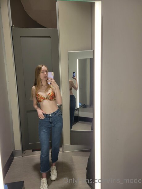 Thebunnyiris pornstar art photos