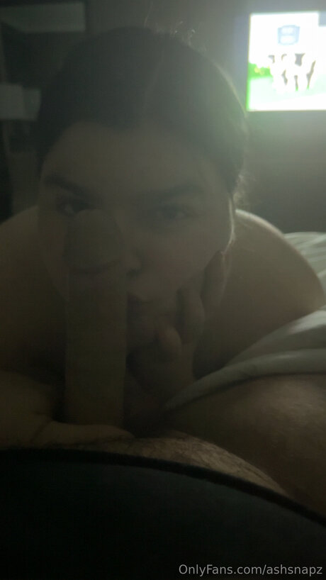 Ashsnapz hot pornstar pictures