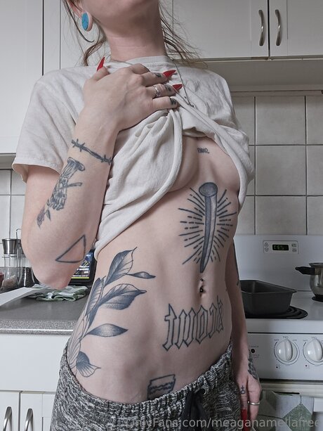 Meaganameliafree pornographic model images