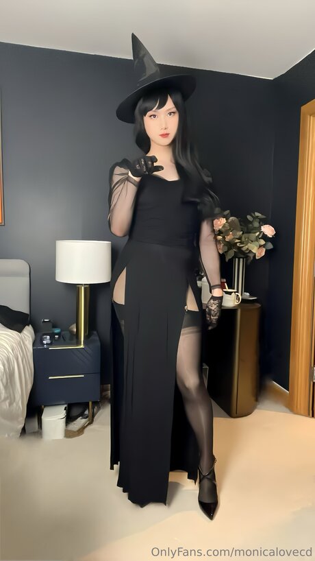 Monicalovecd perfect model pics