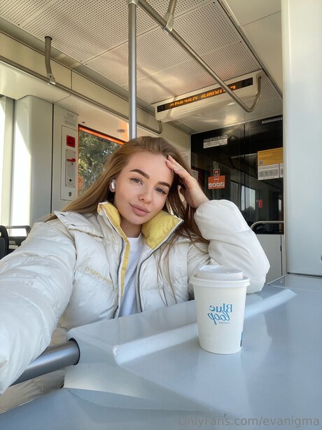 Evanigma Oftv high quality model pictures