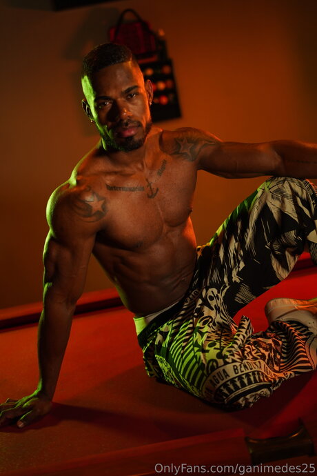 Ganimedes25 exclusive actress pictures