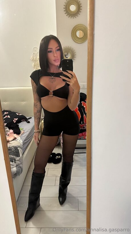 Annalisa Gasparro model nude photo