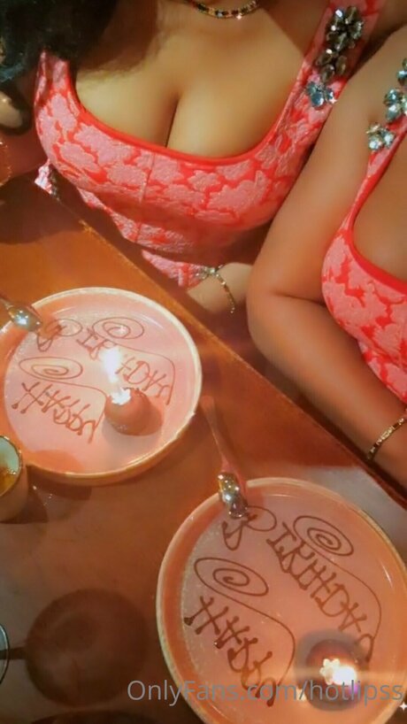 Hotlipss sexy model images