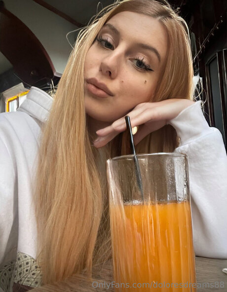 Doloresdreams88 model sex pictures