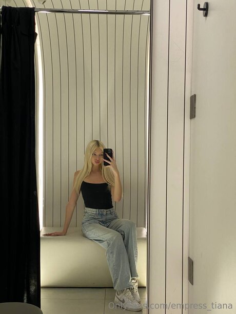 Empress Tiana art model image