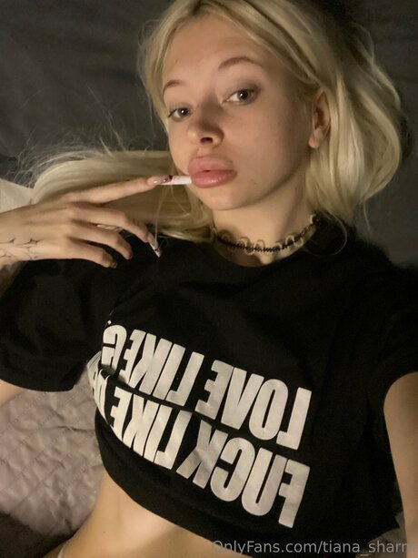 Empress Tiana erotic actress pic