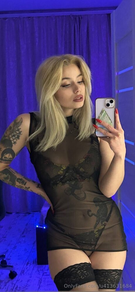 Sweetmercuryfree model xxx pics