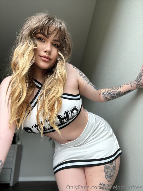 Kylie Free star hd pictures