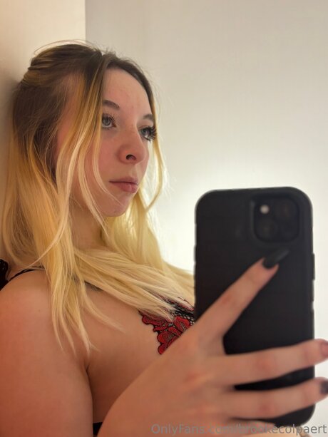 Brookecolpaert pornstar sexy photo