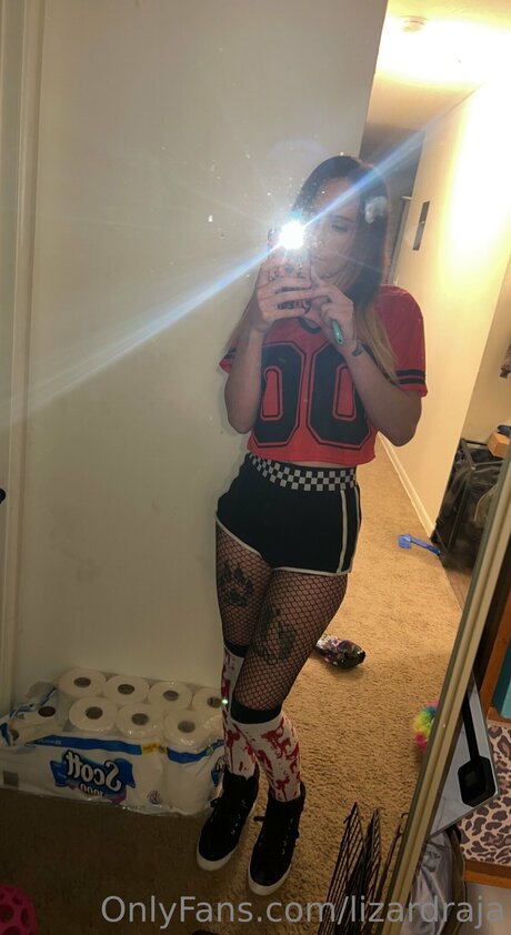 Lizardraja star exclusive pics