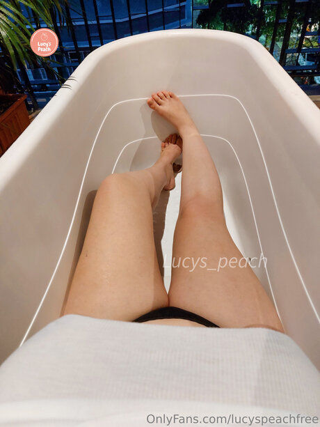 Lucyspeachfree art actress gallery