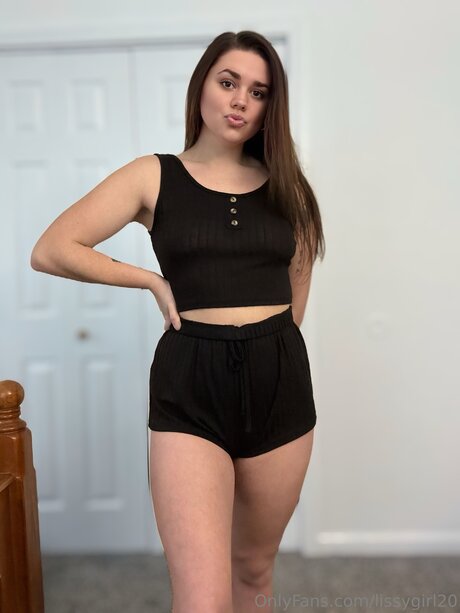 Lissygirl20 exclusive star picture