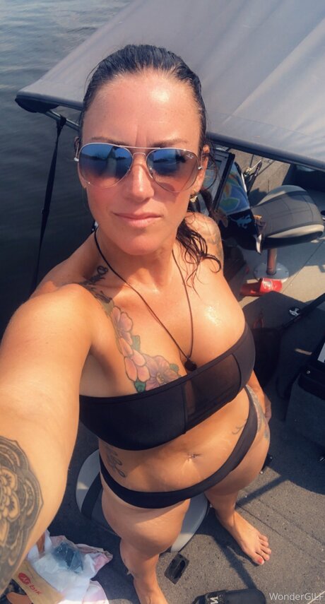 Wondergilf pornstar free picture