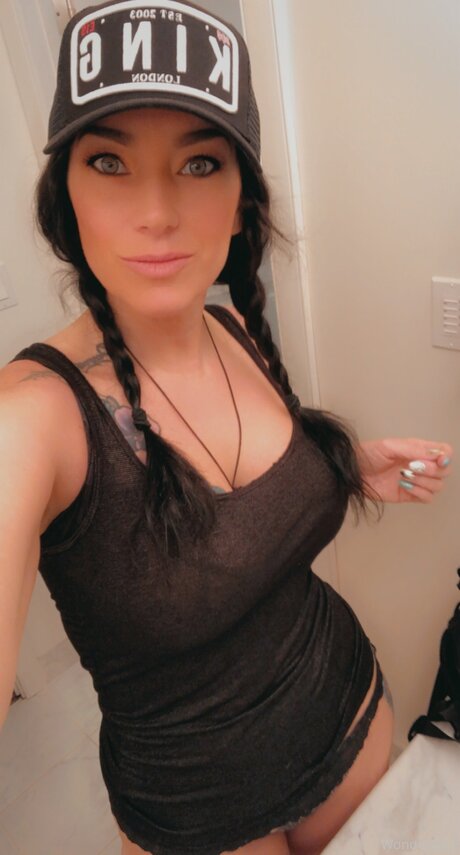 Wondergilf nude star pics