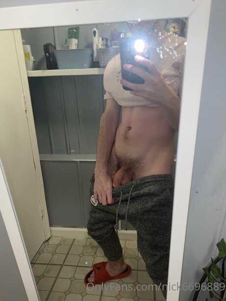 Nick6696889 hot star pic