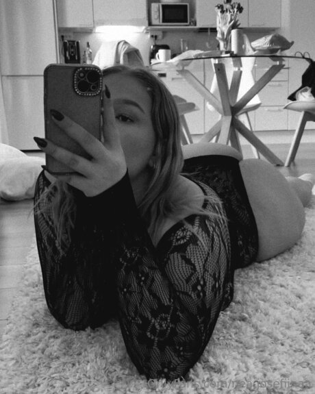 Nea Josefiinaa pornstar hd pics