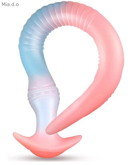 Mia D O top actress pictures