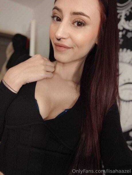 Lisahaazel pretty star photo