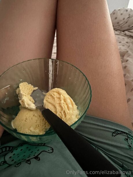 Itselizamae naked star images