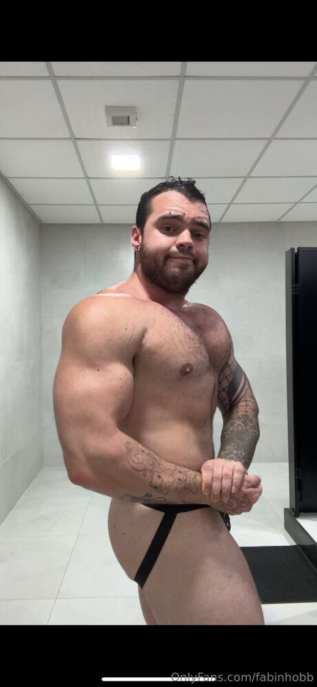 Fabinhobb model xxx pics