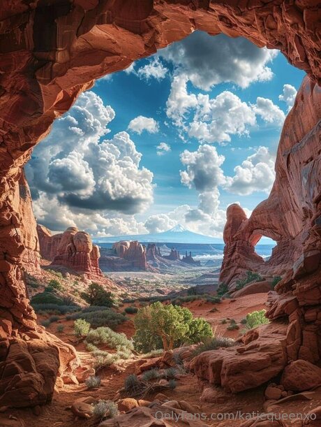 Katiequeenxo erotic actress images