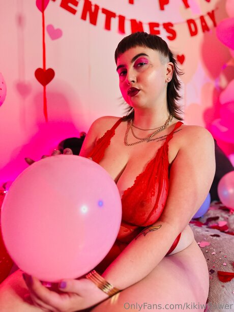 Kikiwflower model pretty archive