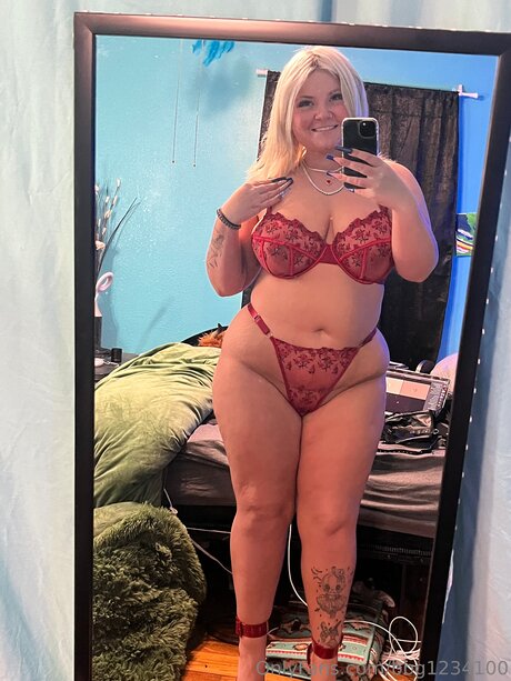 Bbg1234100 model naked pictures