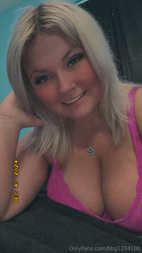 Bbg1234100 beautiful actress galleries