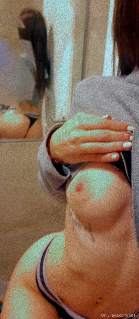 Cccbeliw sex model img