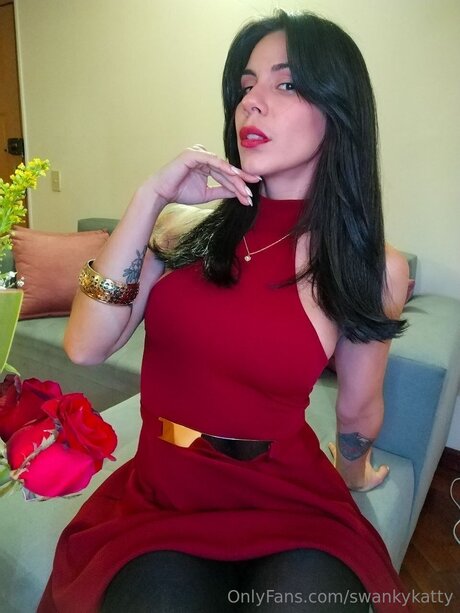 Swankykatty pornographic model photos