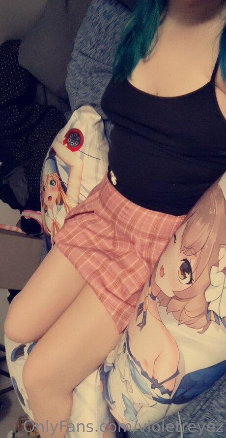 Violetreyez naked pornstar img