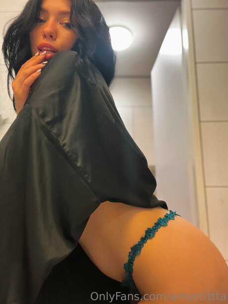 Amorcittta model hot pic