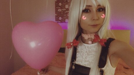 Evswezfree nude actress photos